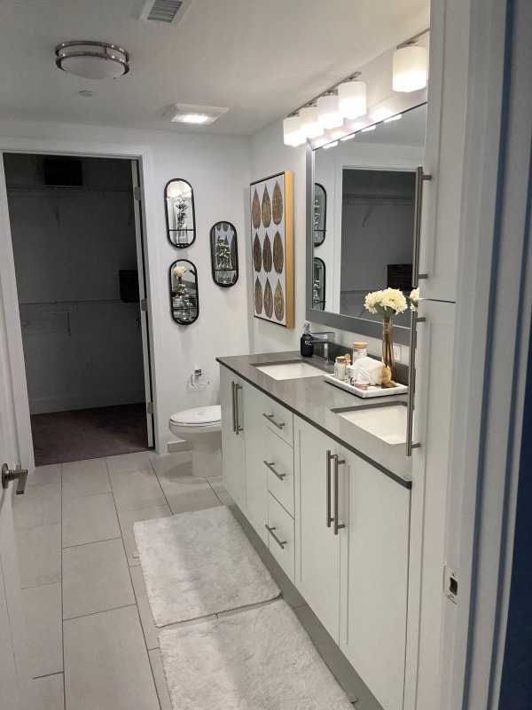 Photo - 8805 NW 41st St