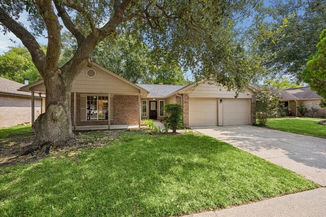 Building Photo - 16723 Colony Bend Dr