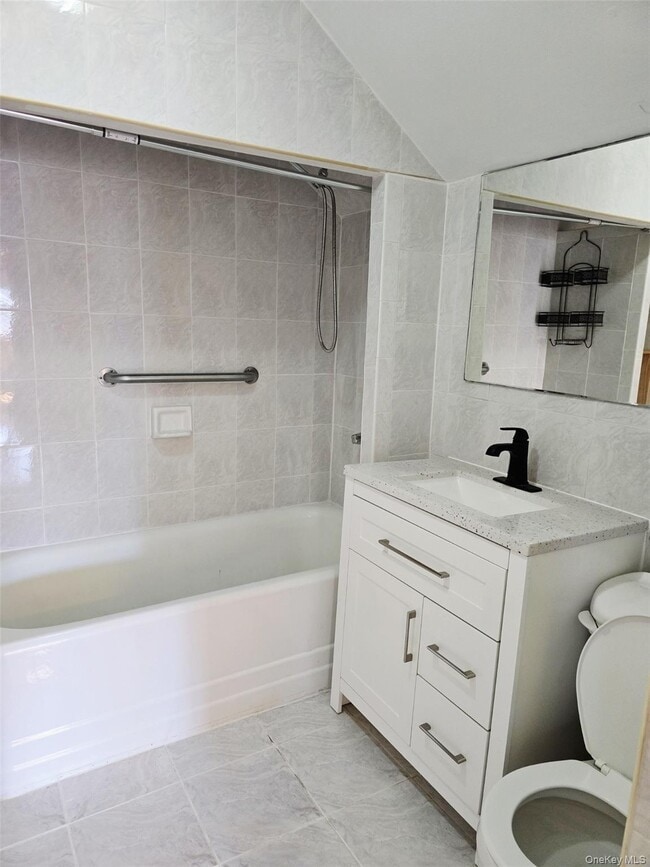 Photo - 3913 Lyme Ave Unit 2