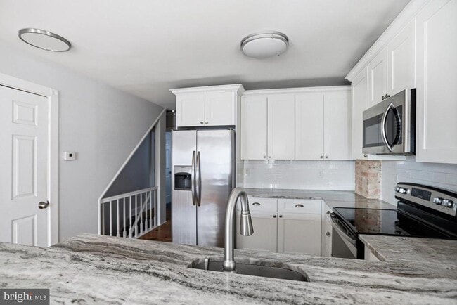 Photo - 33 E Front St Unit 2ND FL