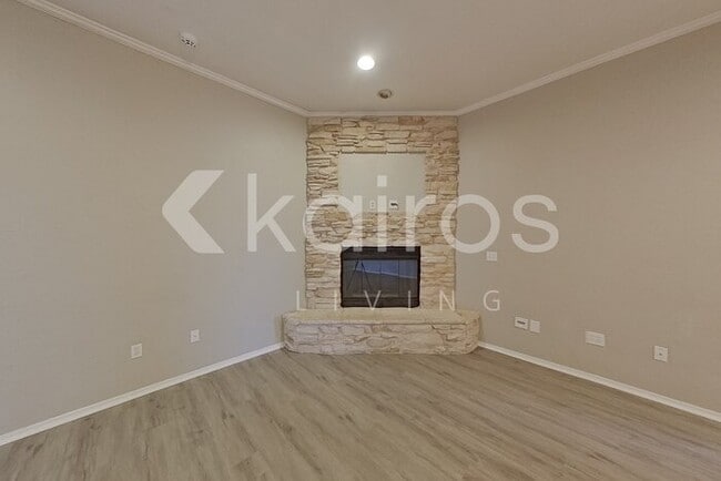 Photo - 8411 Alexandria Ave