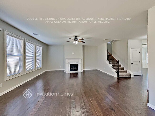 5923 Park Bay Ct
