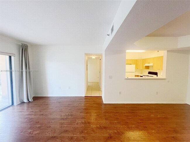 Photo - 9340 Fontainebleau Blvd
