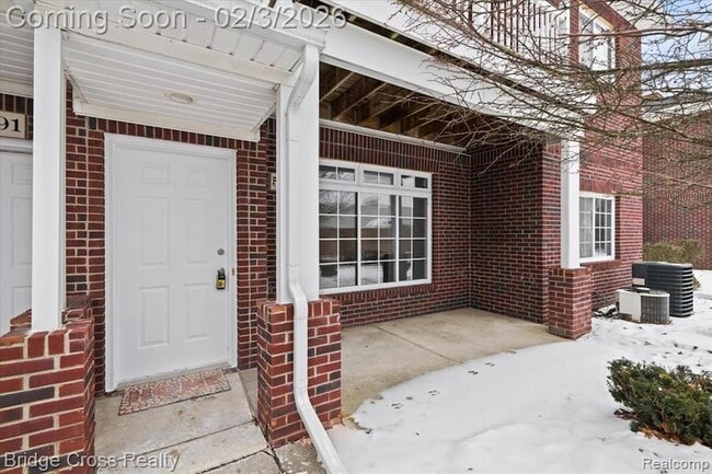 Photo - 5685 Twin Oaks Dr Unit 164