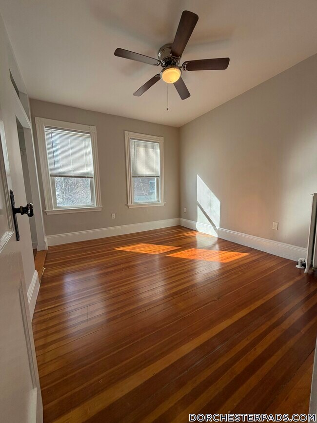 Photo - 54 Alpha Rd Unit 2