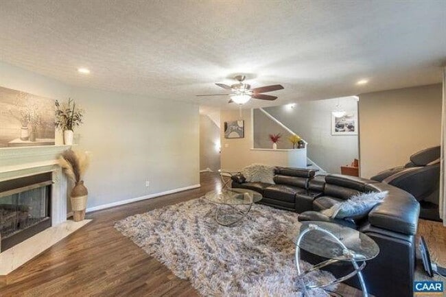 Photo - 15 Collinswood Wy