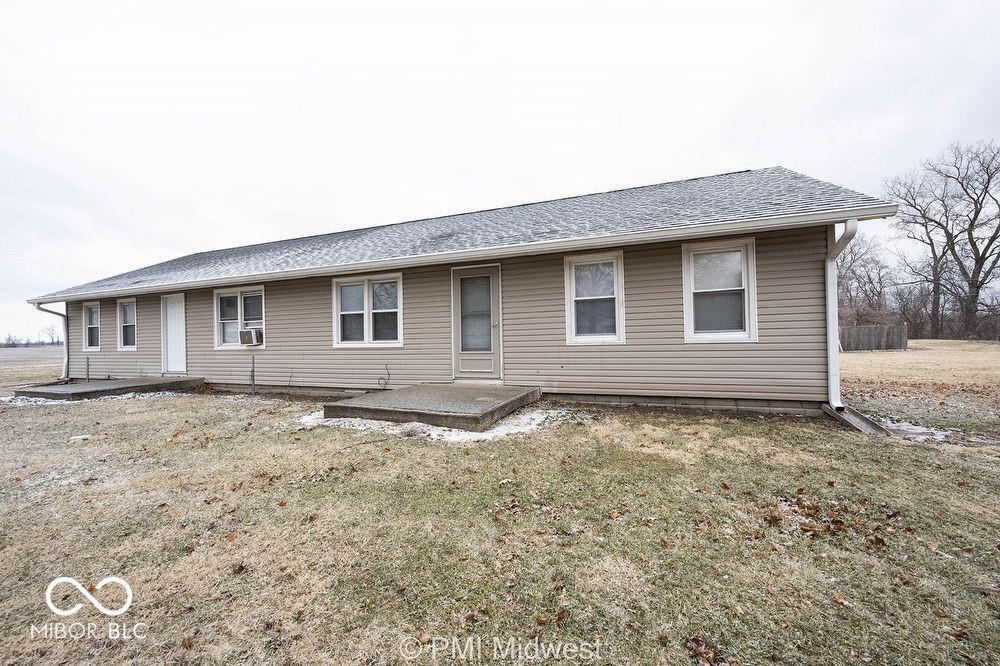 Photo - 4881 300W Unit 8