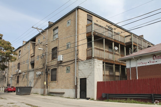 Photo - 4230-38 Michigan