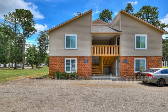 Photo - 37 Conifer Ct