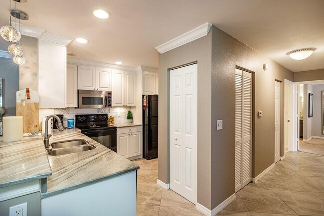 Photo - 1048 Normandy Trace Rd