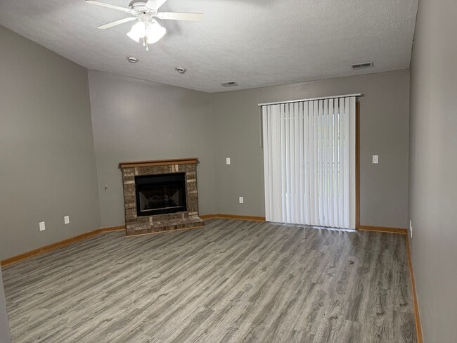 Photo - 2 bedroom, 2 full Bath, 2 car attached garage, West Lafayette duplex.