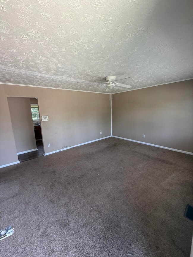 Photo - 2405 Windwood Ct