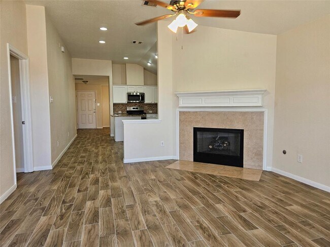 Photo - 2115 Summit Meadow Dr