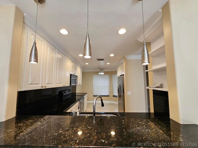 Photo - 7526 Pinewalk Dr S