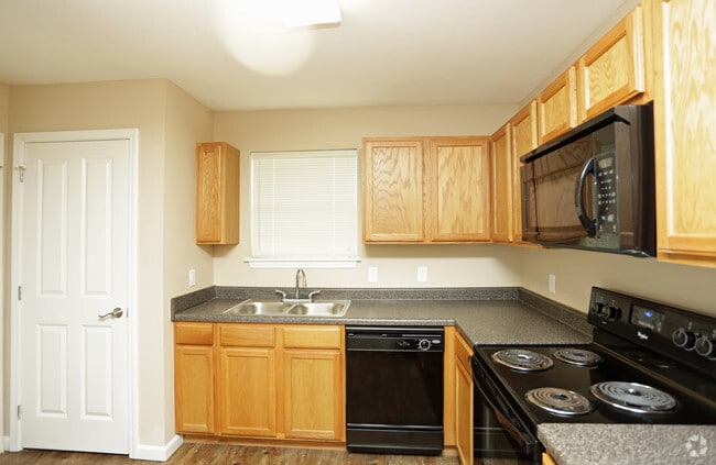 Photo - Sugar Hill Crossing