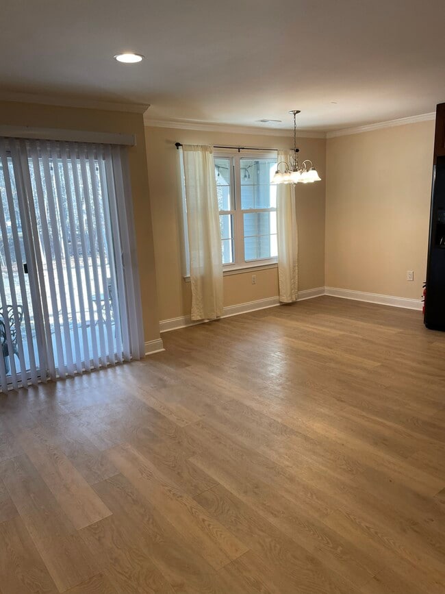 Photo - 1 Bridgewater Dr Unit 1