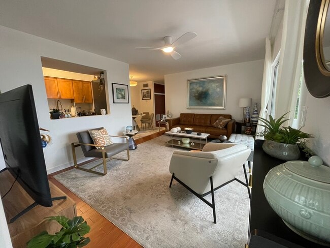 Photo - 1021 Michigan Ave Unit 7