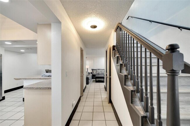 Photo - 6301 Newtown Cir