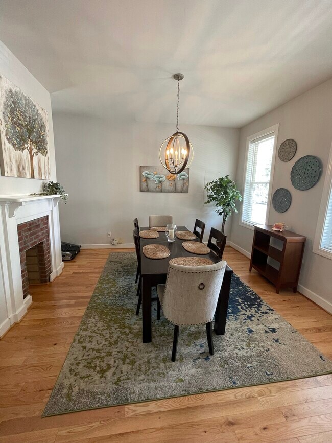 Photo - 3035 Grayland Ave