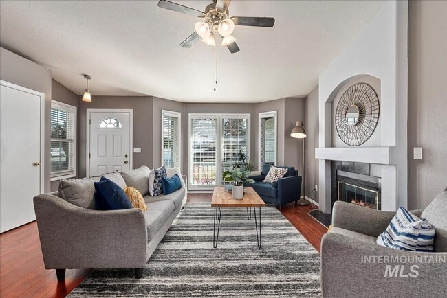 Photo - Cute 3 bedroom 2 Bathroom House!
