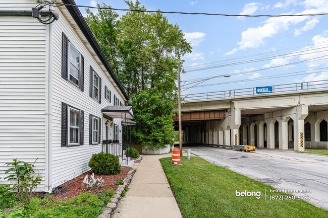 Photo - 3536 Front St