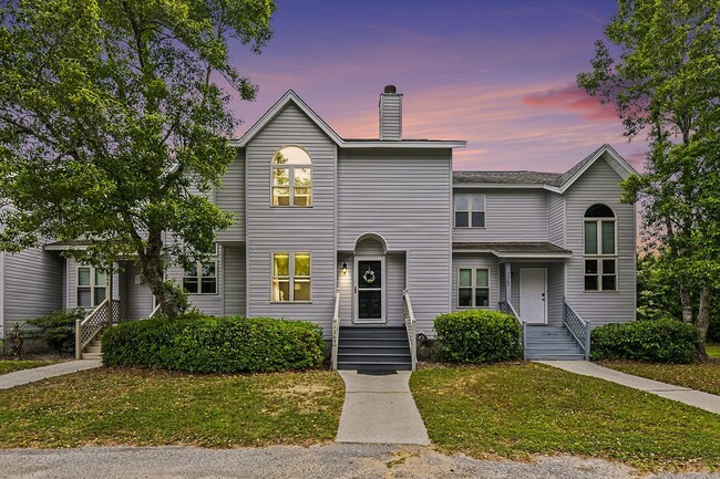 Photo - 1265 Marshview Dr