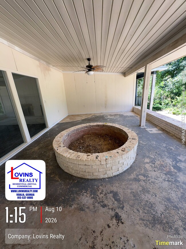 Photo - 405 W 9th St