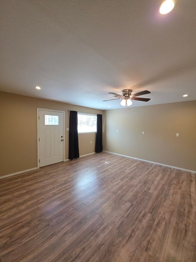 Photo - 901 Crow Mountain Rd Unit A