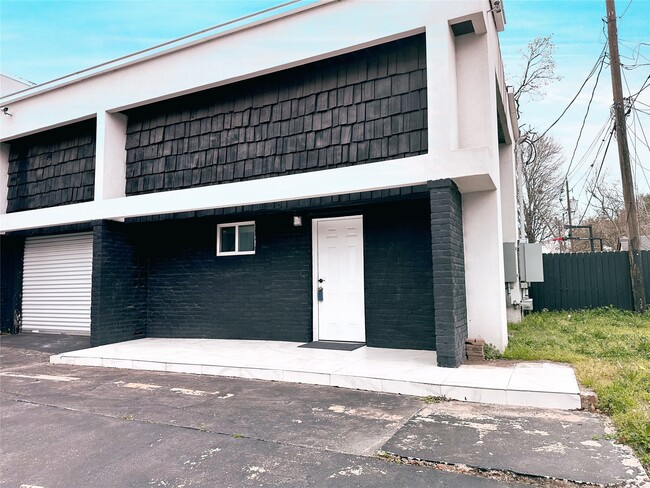 Building Photo - 4802 Elser St Rental