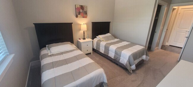 Photo - AMLI Dry Creek Unit #1233