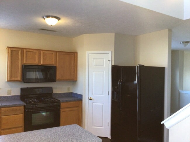 Photo - 2440 Tiptop Dr