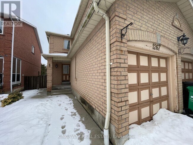 Photo - 1267 Bantham St