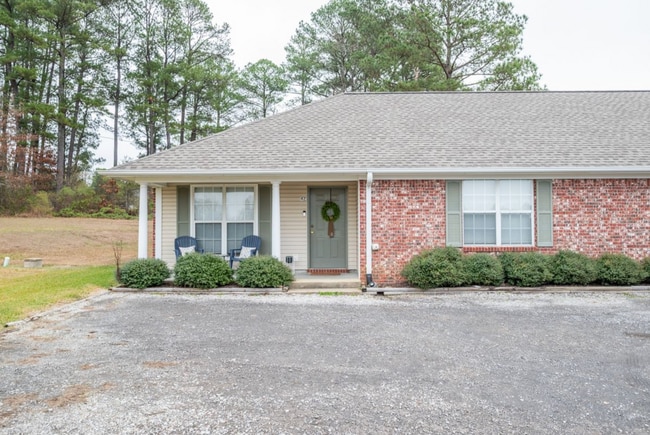 Building Photo - 125 Darby Way