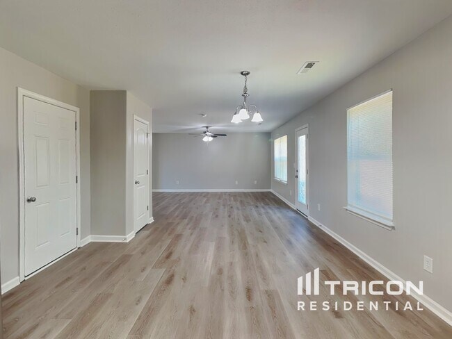 Photo - 5321 Carnelian Dr