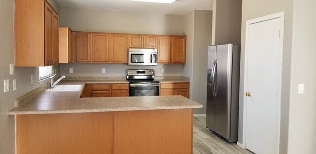 Photo - 3bd 2.5 bth in laveen area
