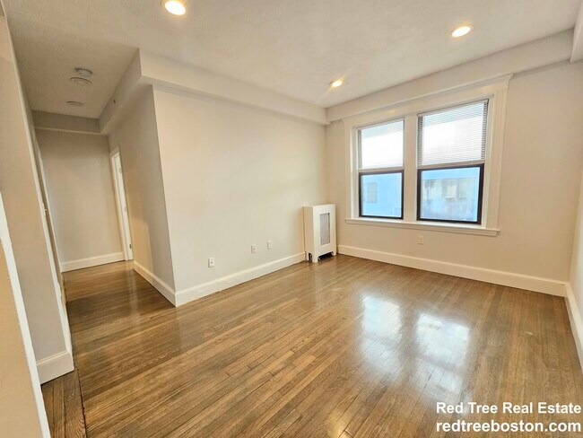 11 Peterborough St Unit 20
