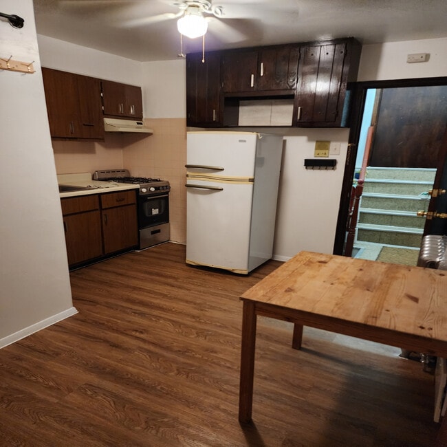 Photo - 1025 Christian St Unit 3R