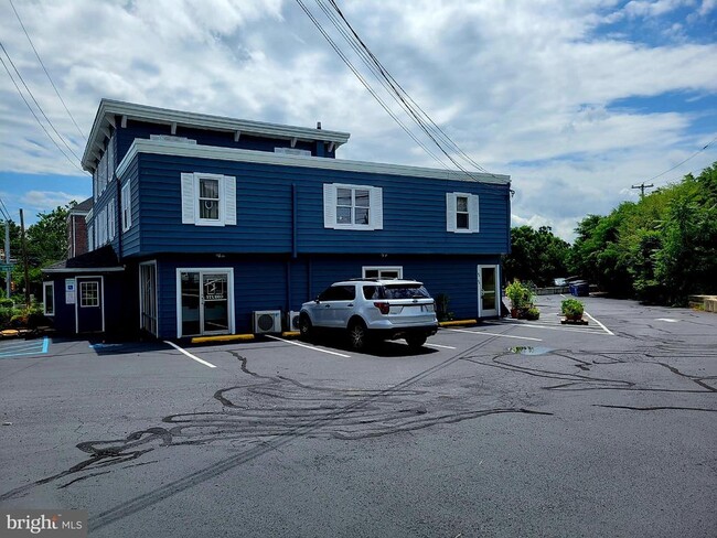 Photo - 25 E Bridge St Unit 3