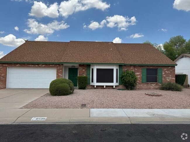 Building Photo - Glendale 4br With Pool Rental