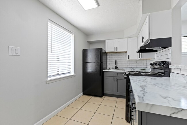 The Vistas Apartment Homes