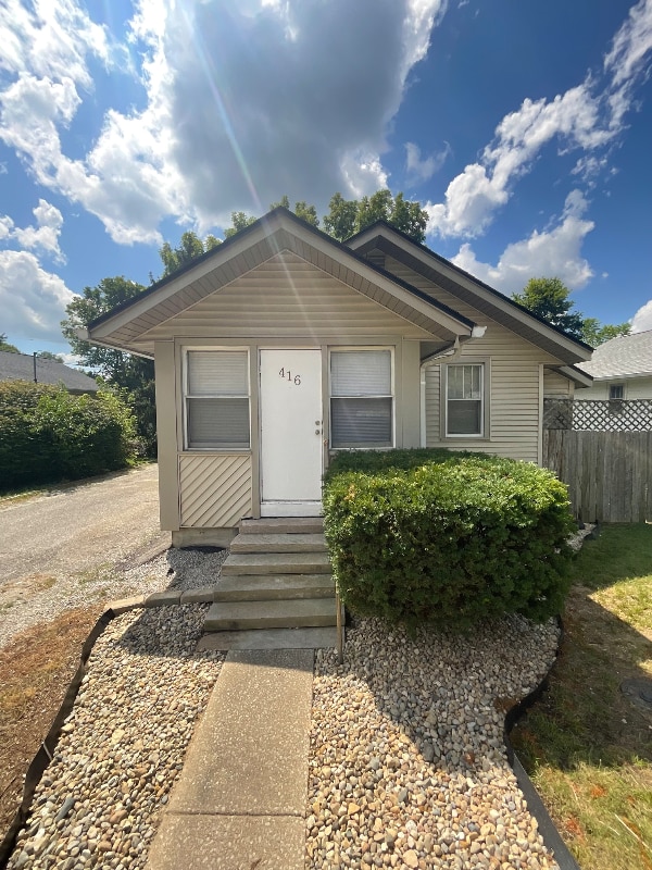 Building Photo - 416 E Hillside Dr Rental