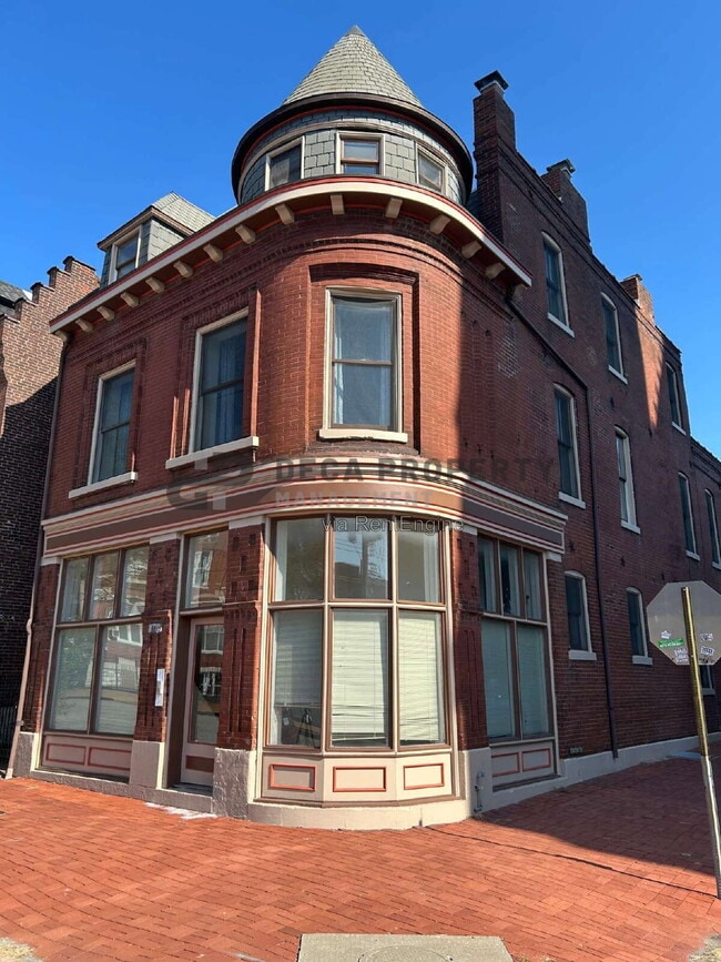 Building Photo - 801 Allen Ave Unit C