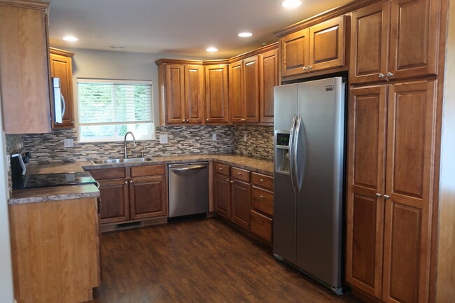 Photo - 135 S Cove Ave