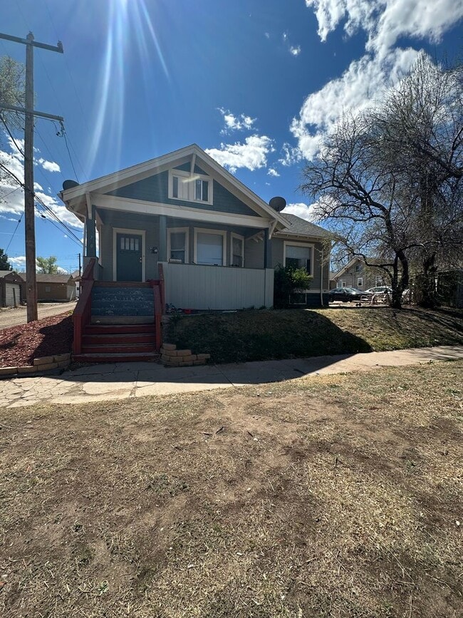 Building Photo - EHN720 Unit LW