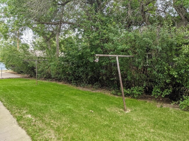 Photo - 211 W Cascade Ave