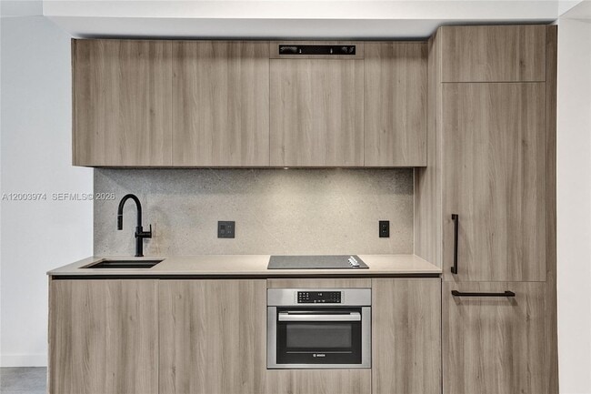 Photo - 121 NE 5th St Unit 807