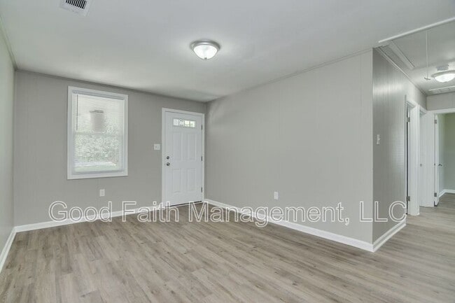 Photo - 2507 Elderberry Dr