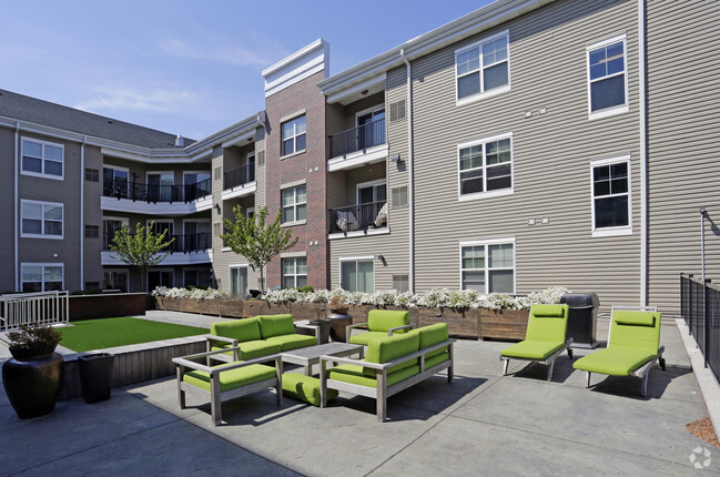 Building Photo - The Station at Lyndhurst Rental