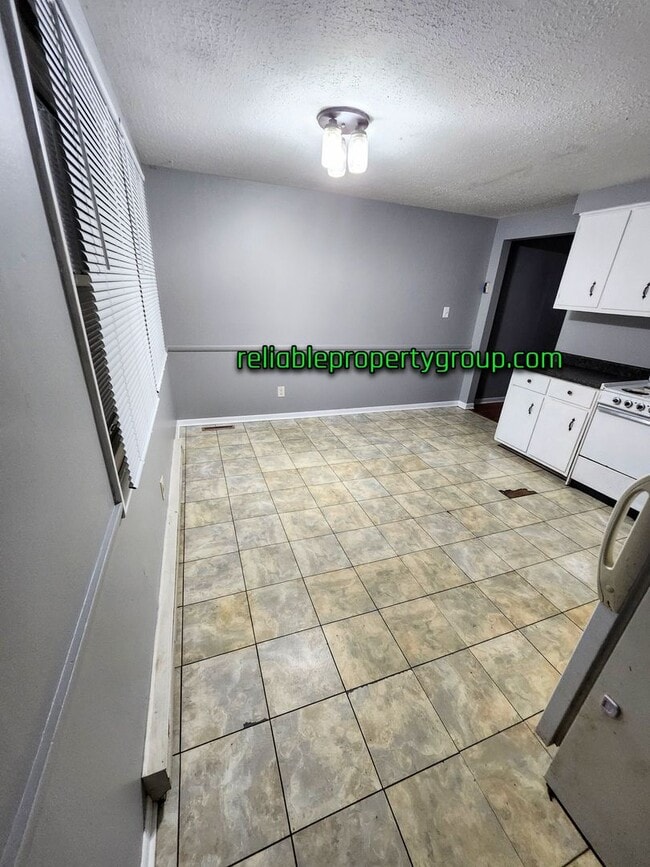 Photo - New Listing in Fort Wayne