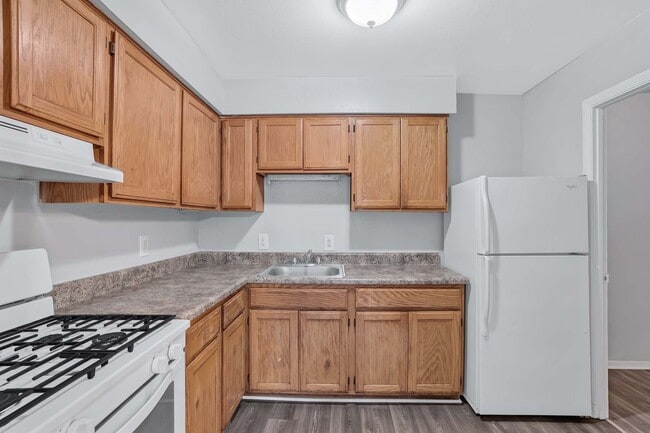 Photo - Lake Village